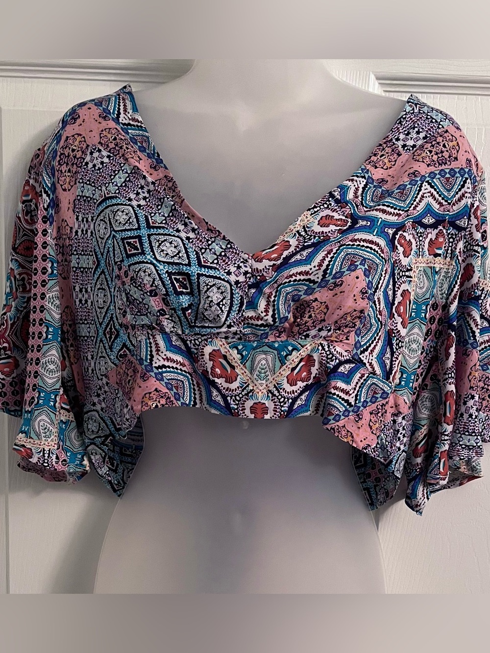 Three CX Days cropped boho blouse sourced directly from LF Stores Size M